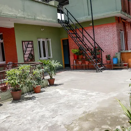 Hotel Backpackers Inn