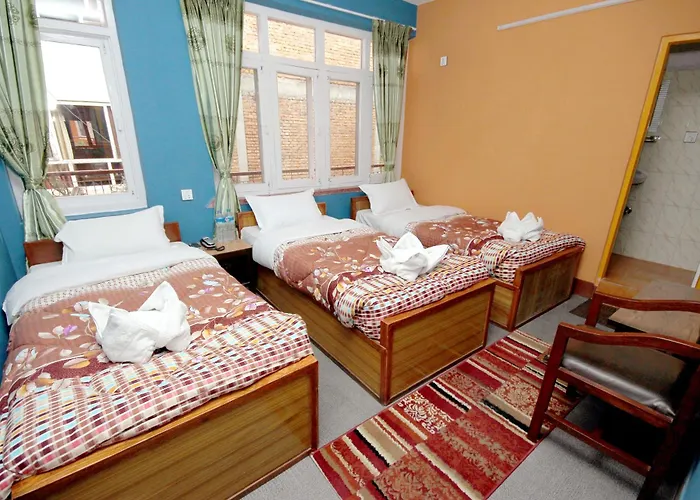 Backpackers Hotel *